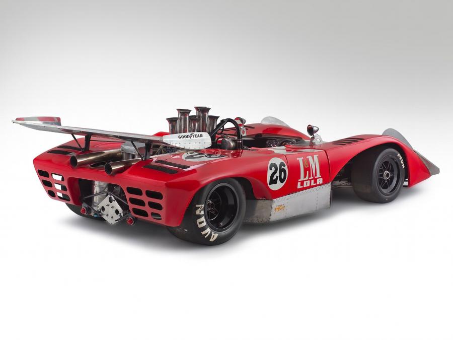  Lola T222 1971 года  (фото 2 из 3)